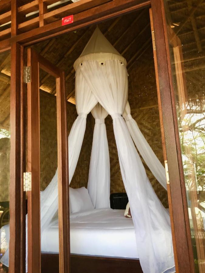 Pondok Bamboo Villa Batununggul Exterior photo